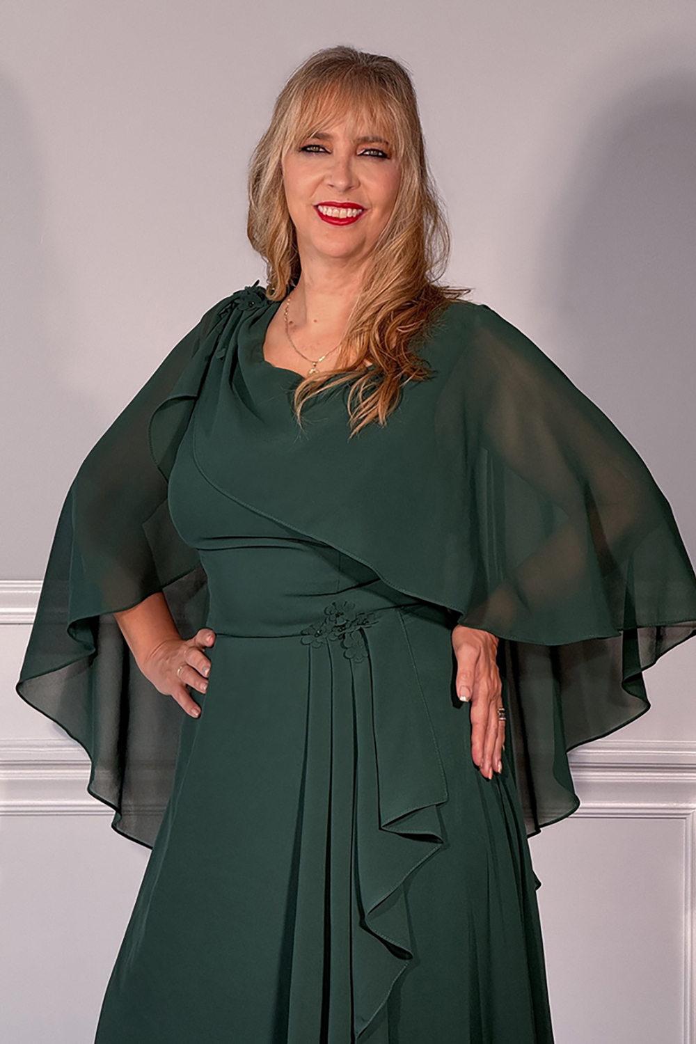 Ruffled Dark Green Chiffon A Line Long Mother of the Bride Dress with Sleeves