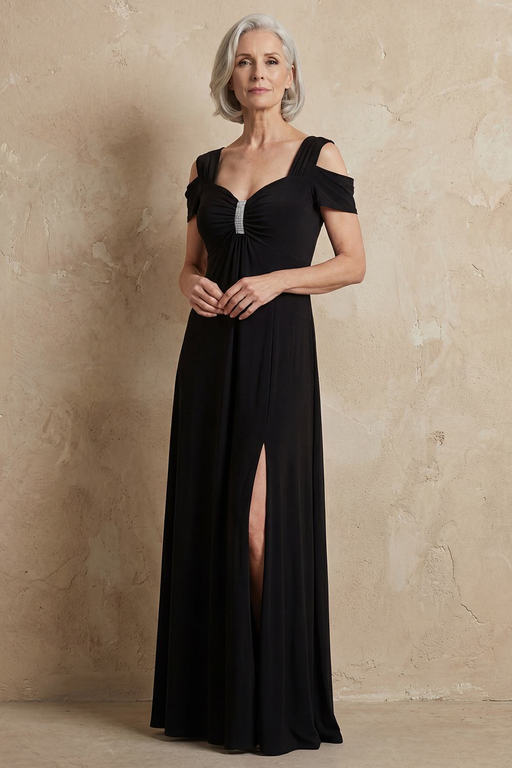 Sparkly Sheath Black Floor-Length Mother of the Bride Dress with Slit