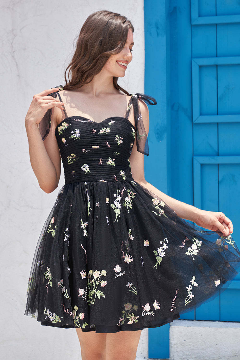 Black Spaghetti Straps Short Homecoming Dress with Embroidery