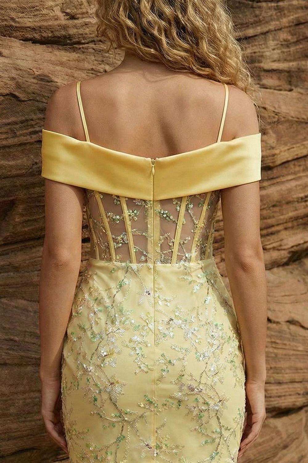 Sparkly Bodycon Cold Shoulder Yellow Lace Short Corset Prom Dress