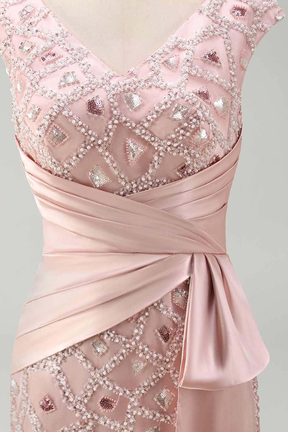 Sparkly Blush Beaded V-Neck Mermaid Ruched Long Mother of the Bride Dress