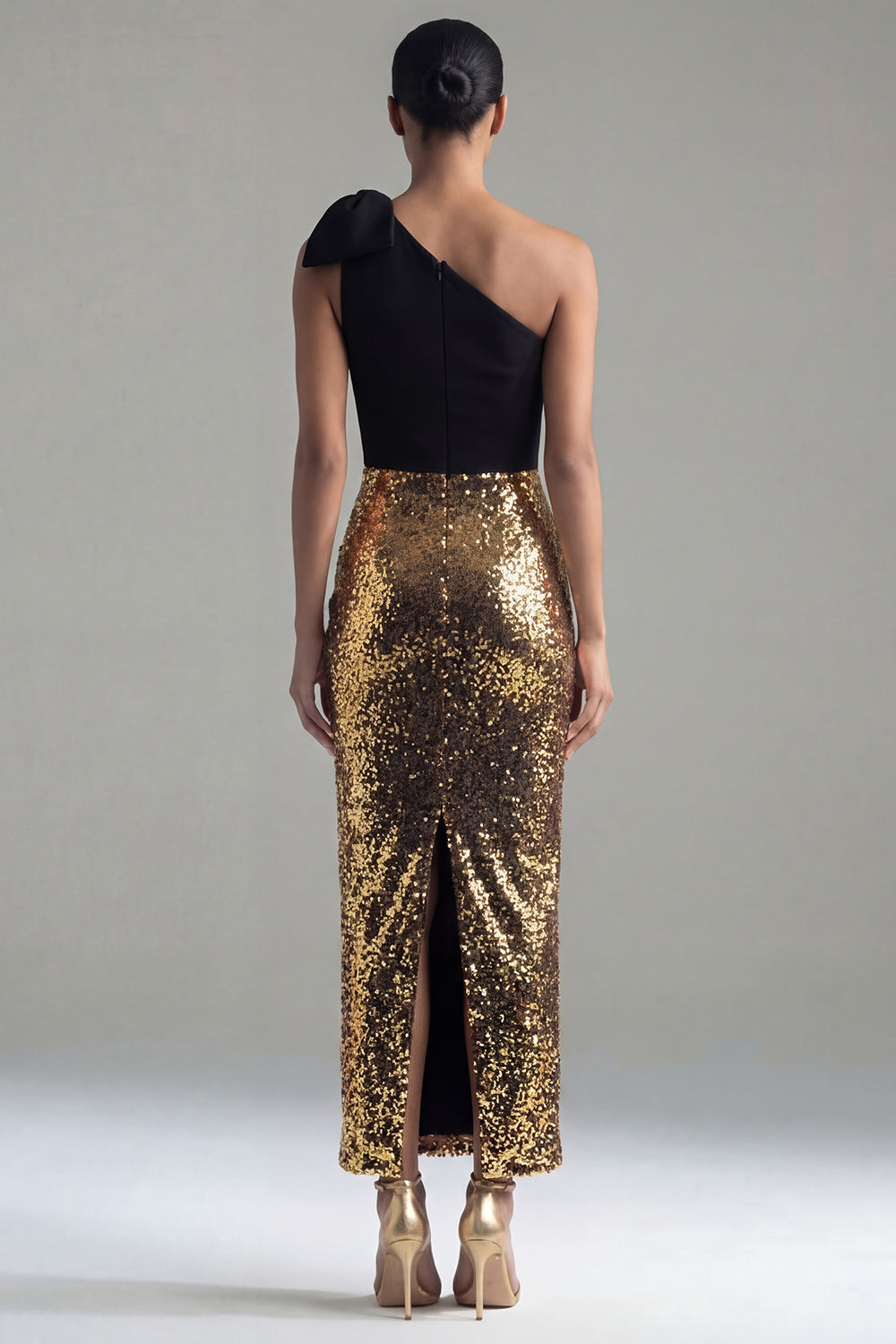 Black and Gold One Shoulder Glitter Sheath Sequin Maxi Formal Dress with Bow