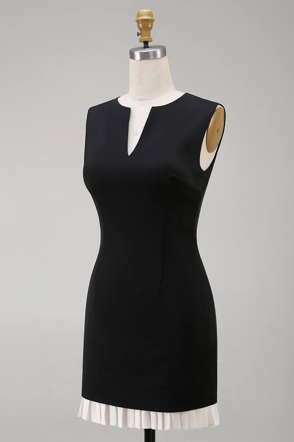 Simple Black V Neck Tight Cocktail Dress with Pleats