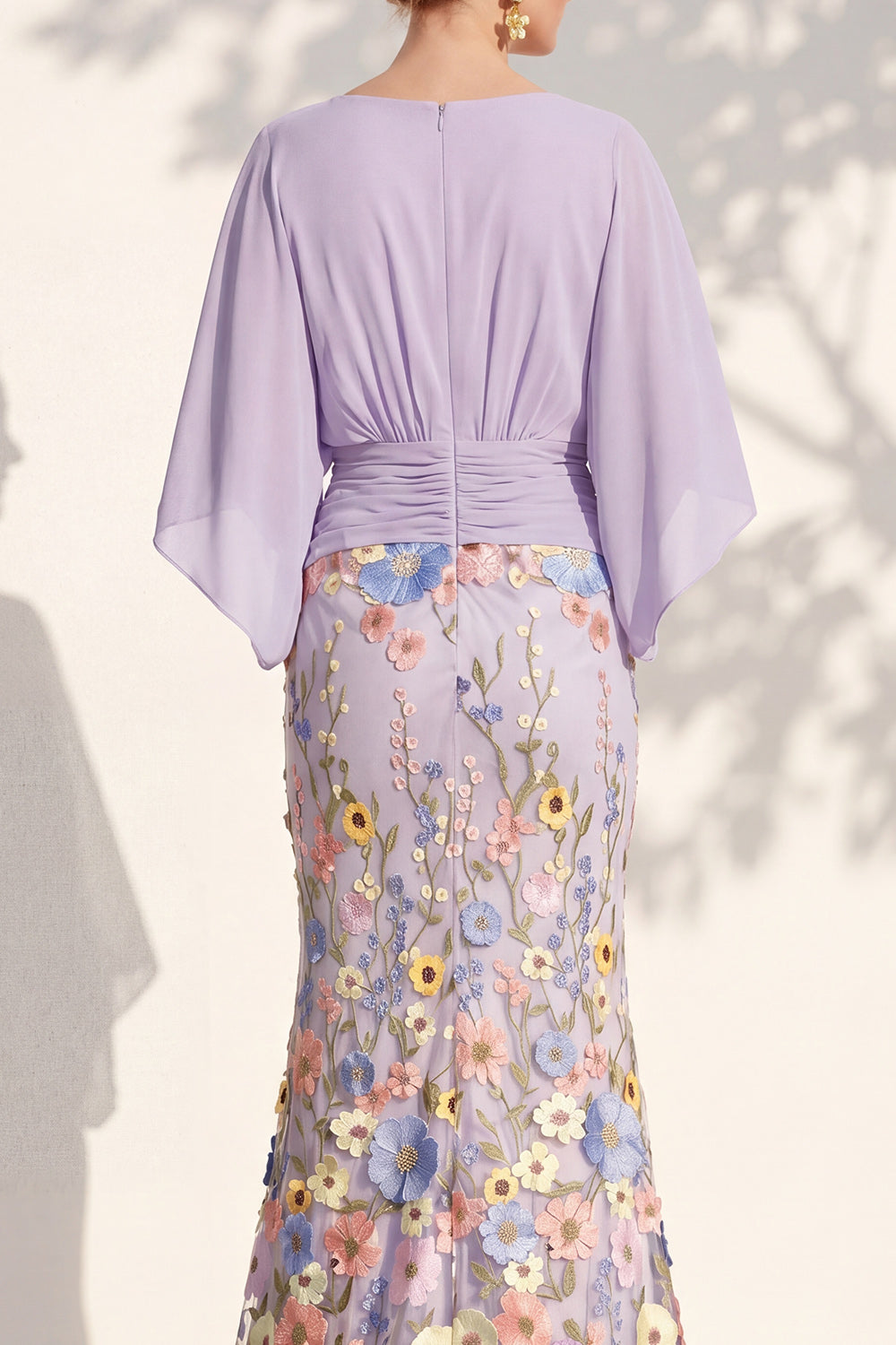 Floral Green Mermaid V-Neck Long Mother of the Bride Dress with Sleeves
