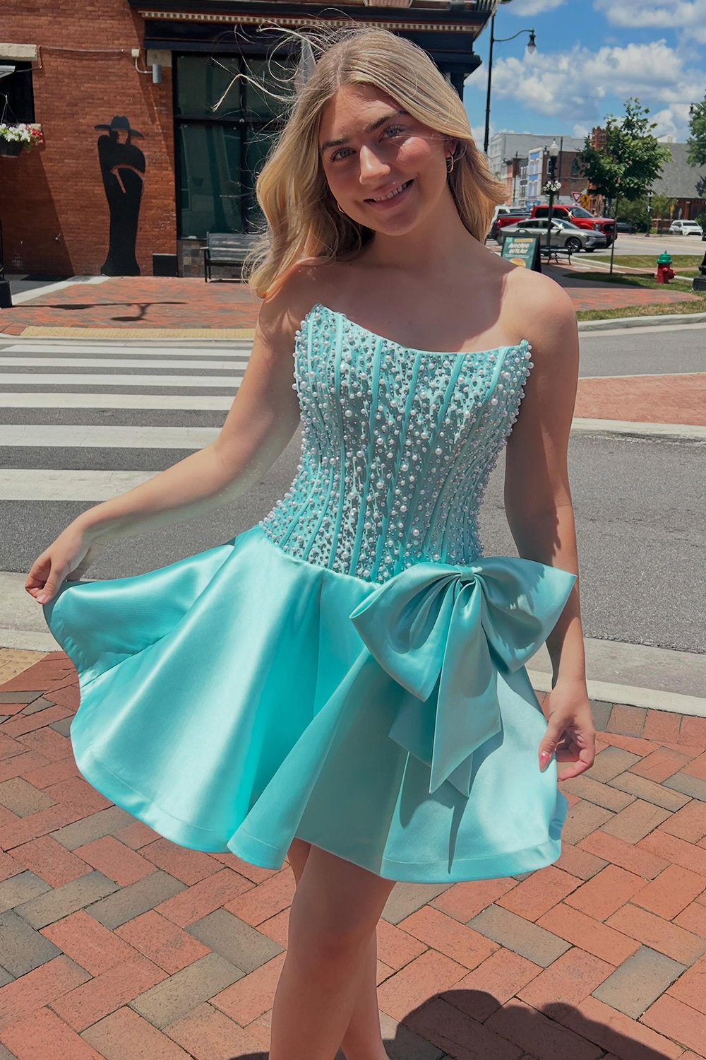 Homrain Women Mint Sparkly Corset Short Homecoming Dress with Pearls Strapless A Line Cocktail Dress with Bow