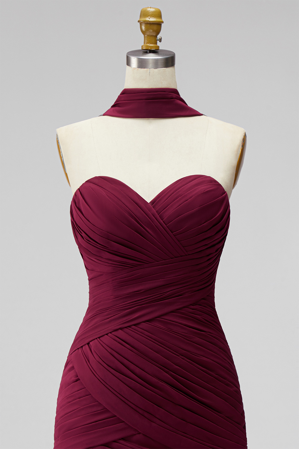Burgundy Strapless Neck Scarf Pleated Tight Short Homecoming Dress