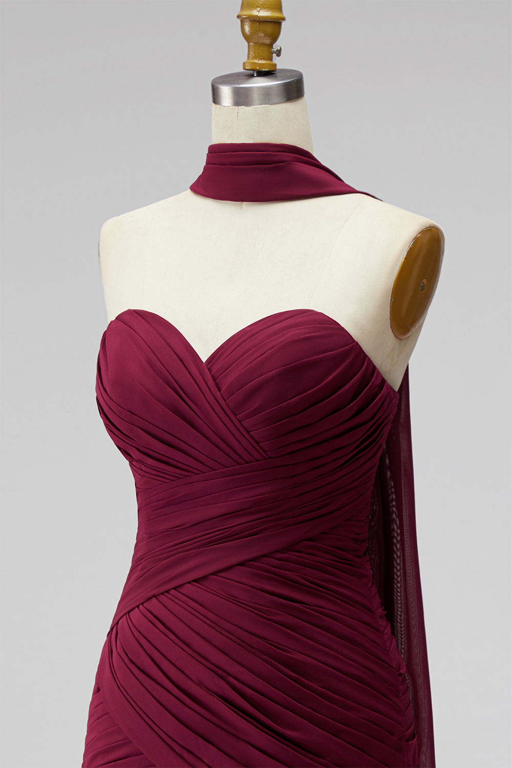 Burgundy Strapless Neck Scarf Pleated Tight Short Homecoming Dress