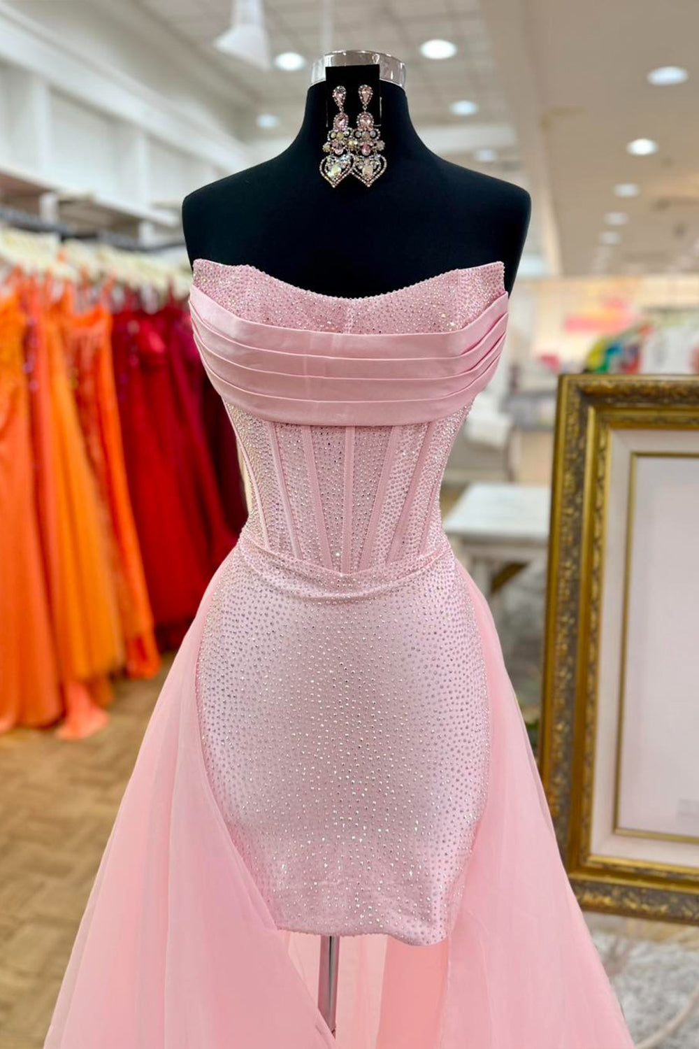 Light Pink Corset Sparkly Beaded Bodycon Short Homecoming Dress with Cape