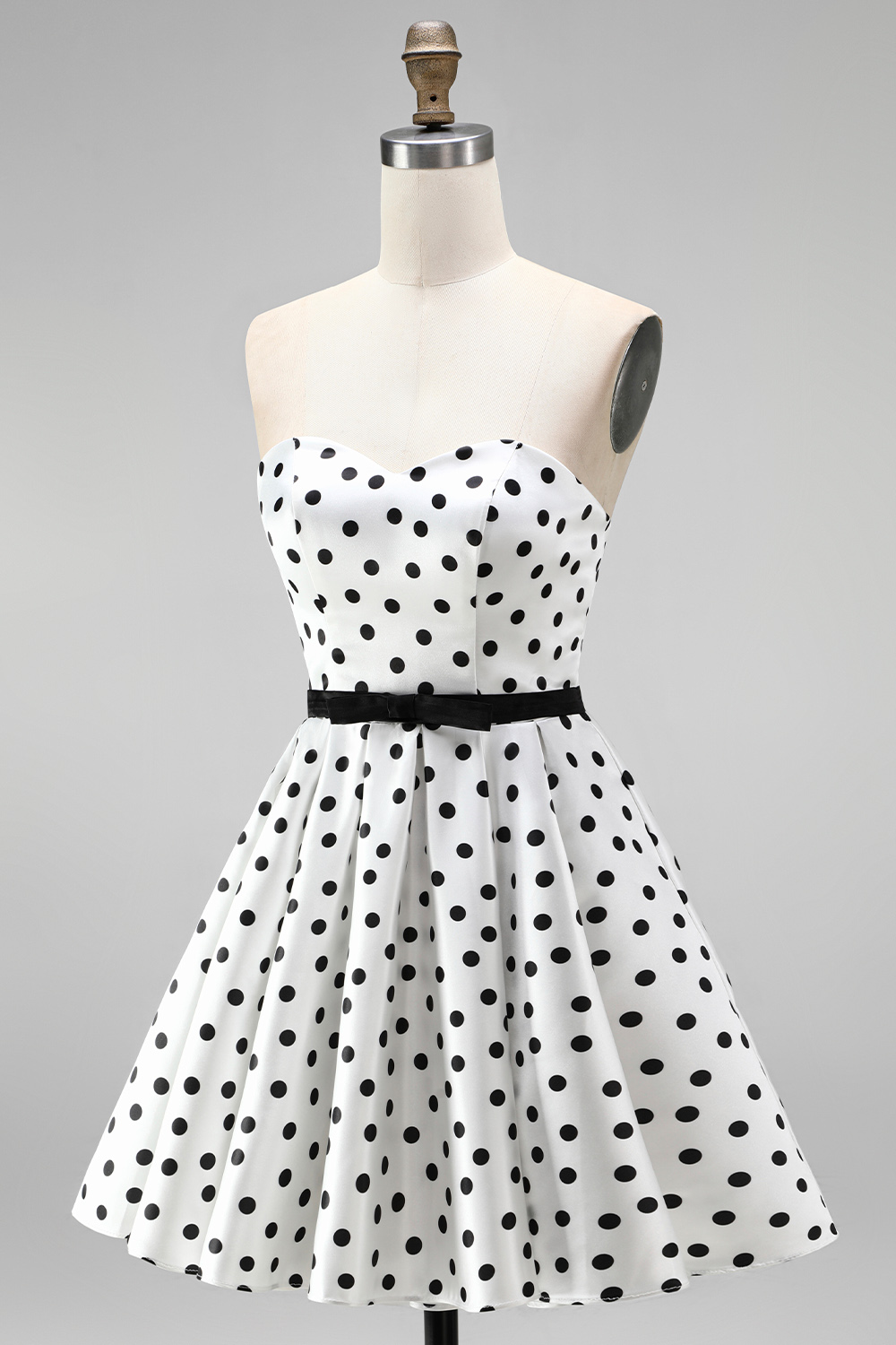 Black and White A-Line Sweetheart Polka Dots Short Homecoming Dress