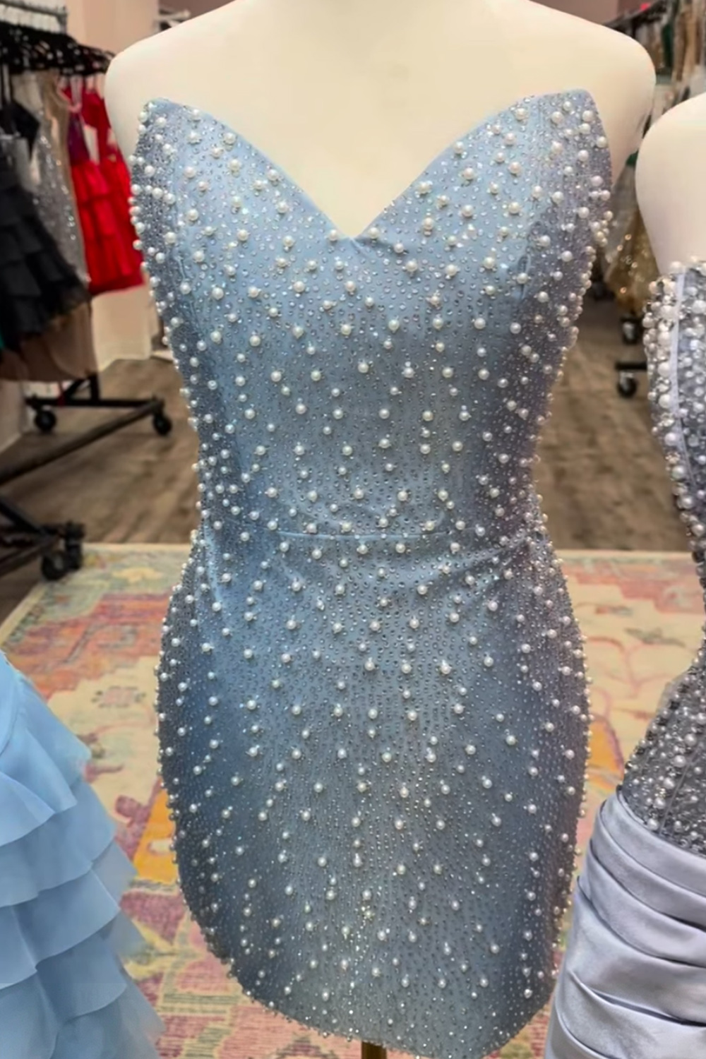 Light Blue Tight Sweetheart Short Homecoming Dress with Pealrs