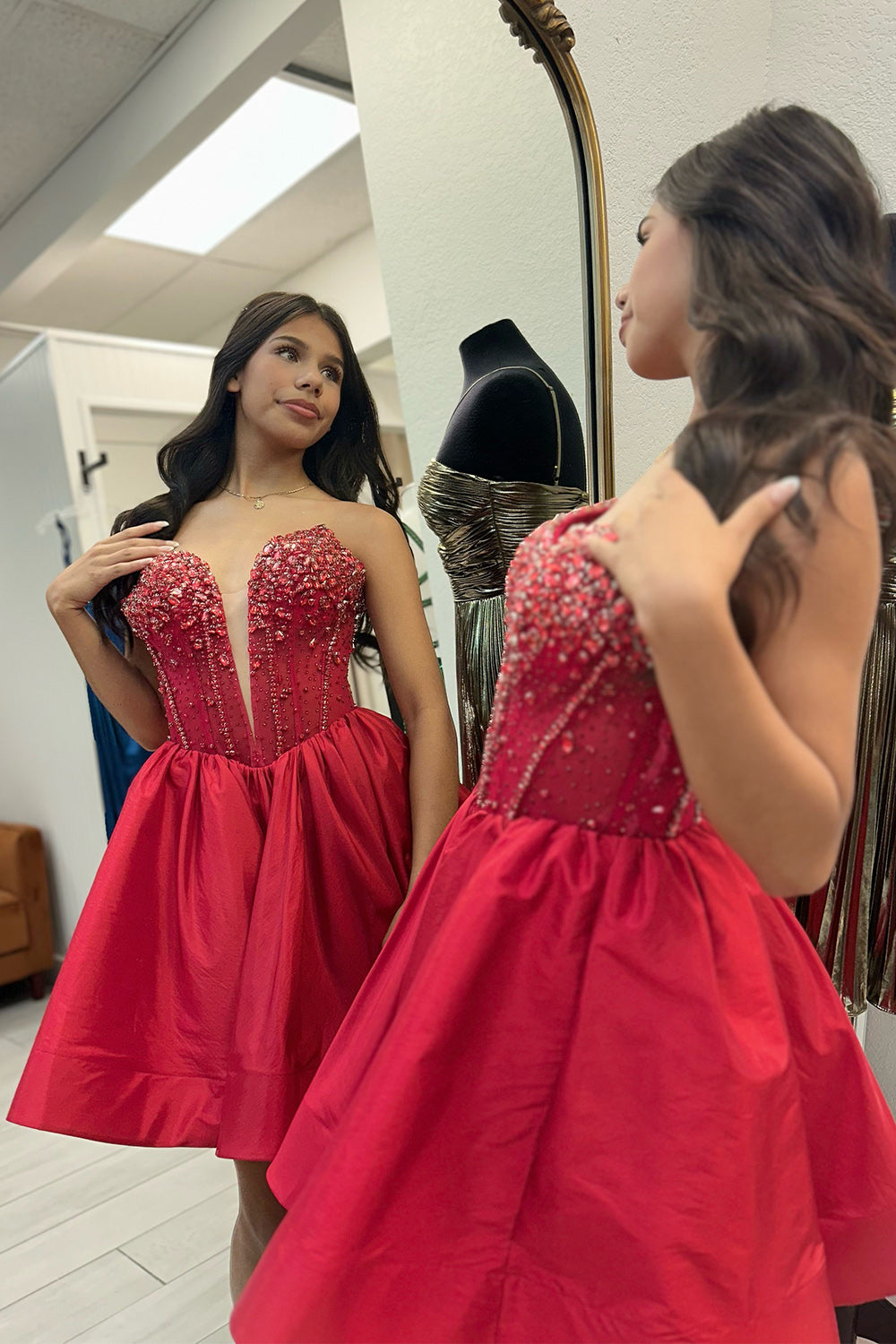 Sparkly Red Corset Sweetheart Beaded A-Line Short Homecoming Dress
