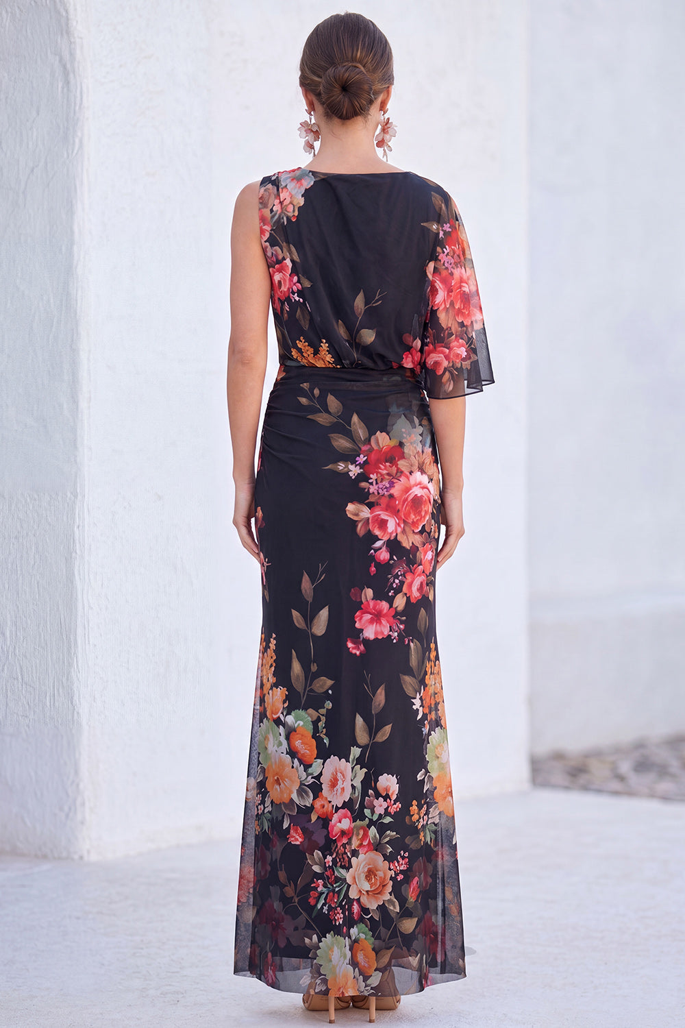 Black Flower Mermaid Boat Neck Long Mother of the Bride Dress with Sleeve