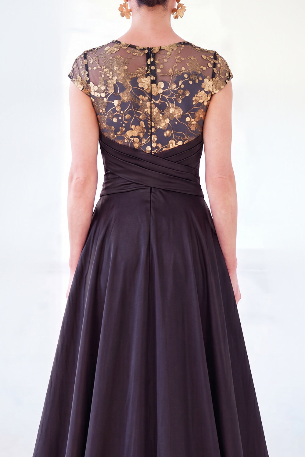 Sparkly Floral Golden Beaded Ruched Sheath Long Mother of the Bride Dress