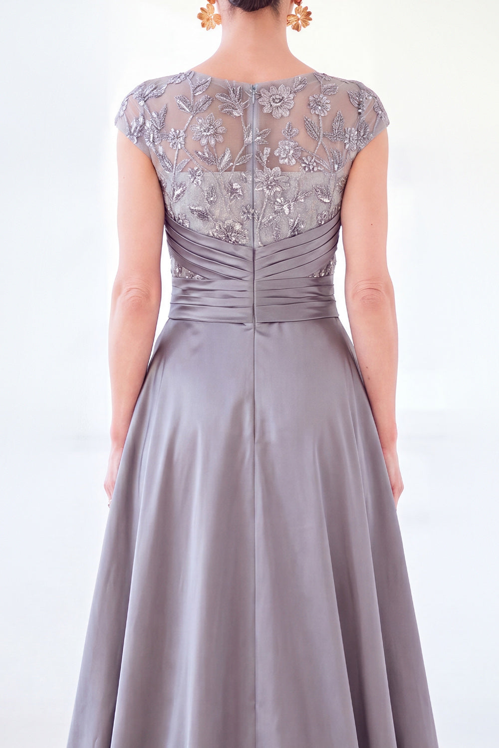 Sparkly Floral Golden Beaded Ruched Sheath Long Mother of the Bride Dress