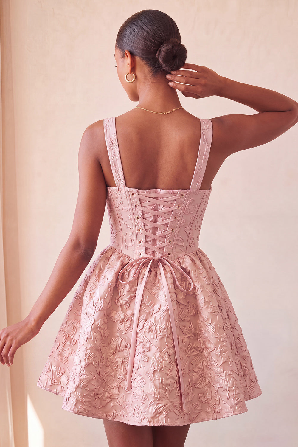 Pink Corset Jacquard A Line Short Homecoming Dress with Bow