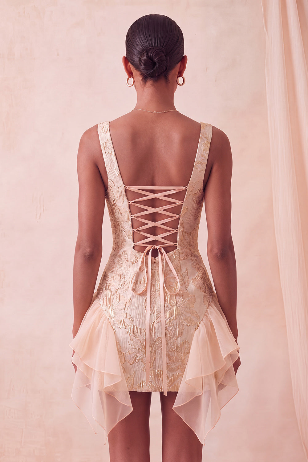 Champagne Ruffled Square Neck Tight Jacquard Short Homecoming Dress