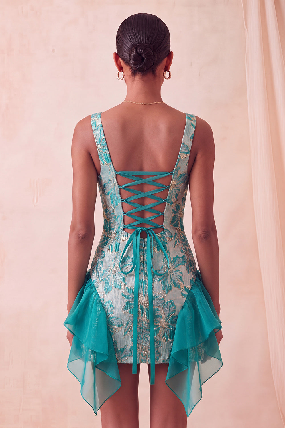 Champagne Ruffled Square Neck Tight Jacquard Short Homecoming Dress