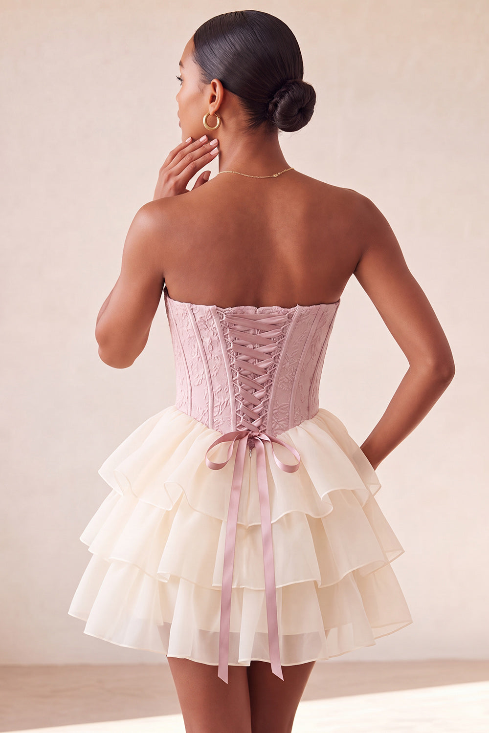 Pink Ruffled Corset Jacquard Tiered A Line Short Homecoming Dress