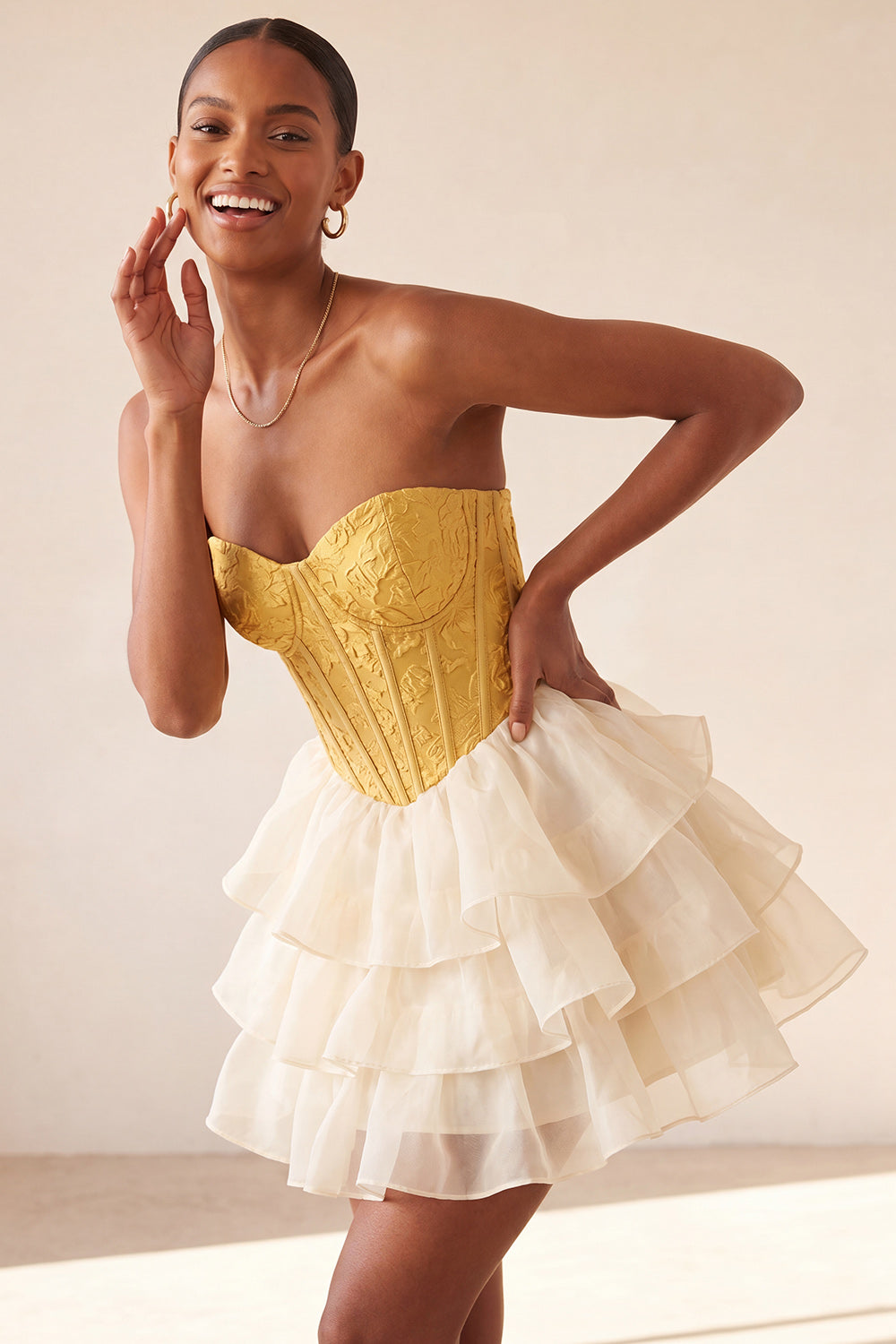 Pink Ruffled Corset Jacquard Tiered A Line Short Homecoming Dress