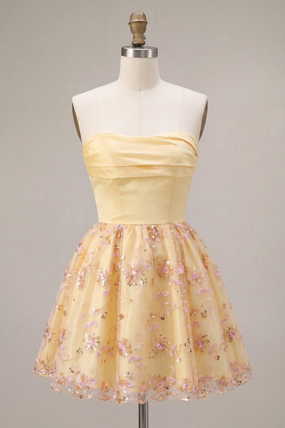 Sparkly Light Yellow Sequin Floral A-Line Short Homecoming Dress