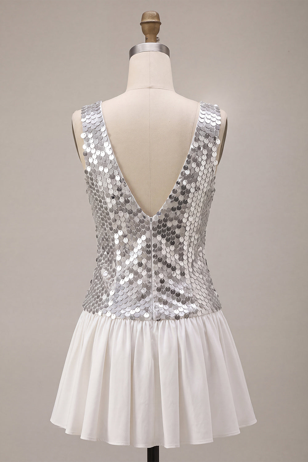 Sparkly Silver Sequin A Line V-Neck Short Homecoming Dress