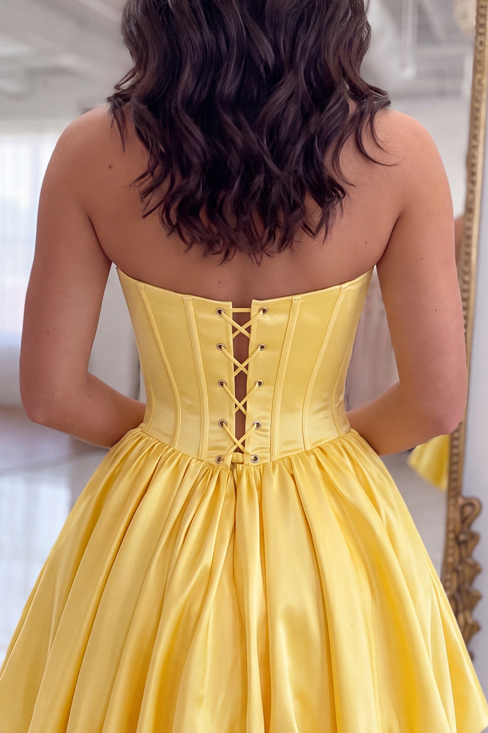 Yellow Floral Corset Sweetheart Appliqued Short Homecoming Dress