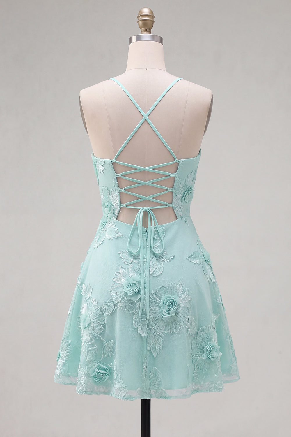Lilac A-Line Spaghetti Straps Floral Short Homecoming Dress