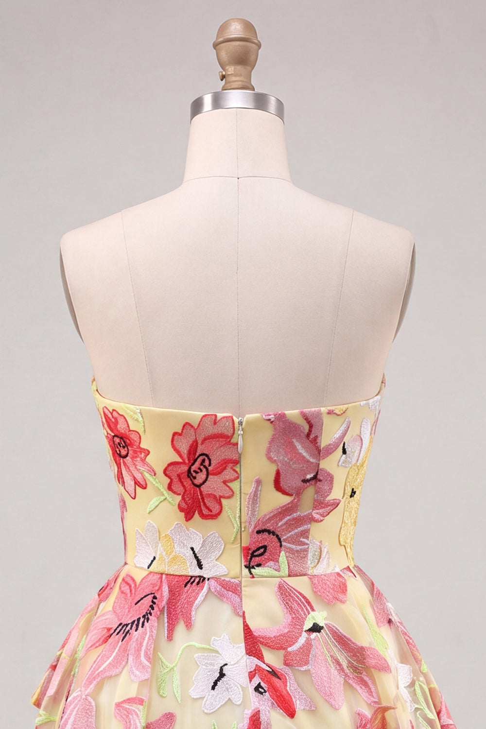 Sparkly Floral Pink Beaded Sweetheart Short Homecoming Dress