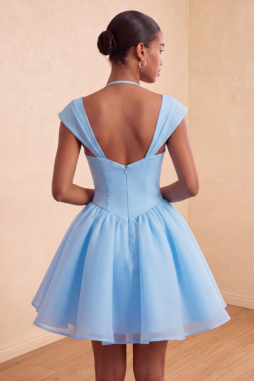 Lilac A-Line Short Homecoming Dress with Covered Buttons
