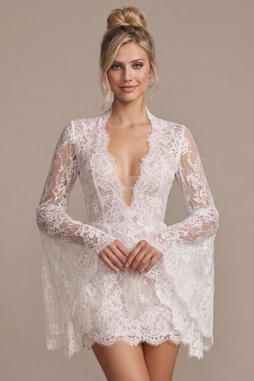White Bodycon V-Neck Short Wedding Dress