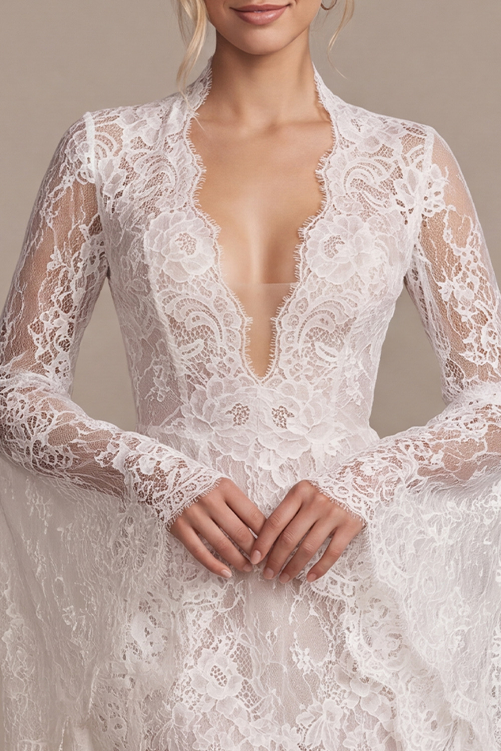White Bodycon V-Neck Short Wedding Dress