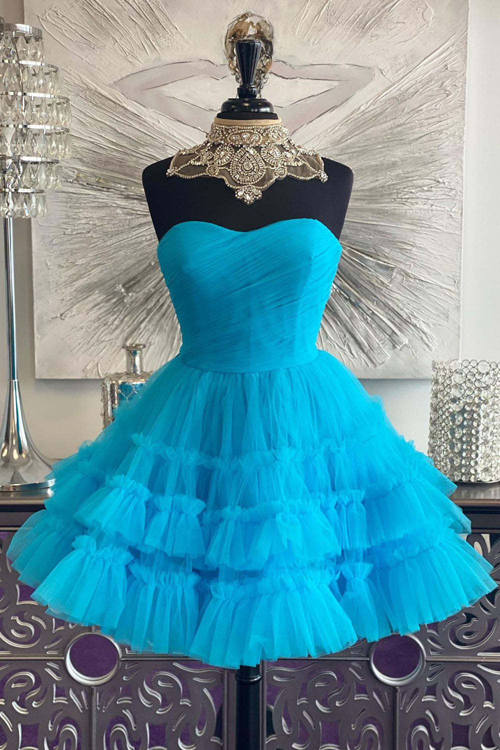 Black A-Line Sweetheart Tulle Tiered Corset Short Homecoming Dress