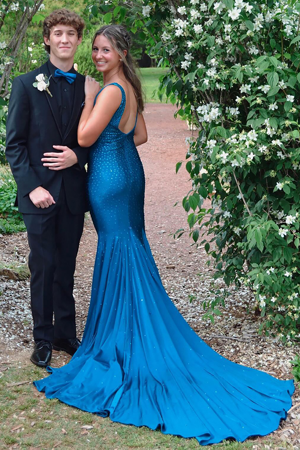 Sparkly Green Beaded Mermaid V-Neck Backless Long Prom Dress