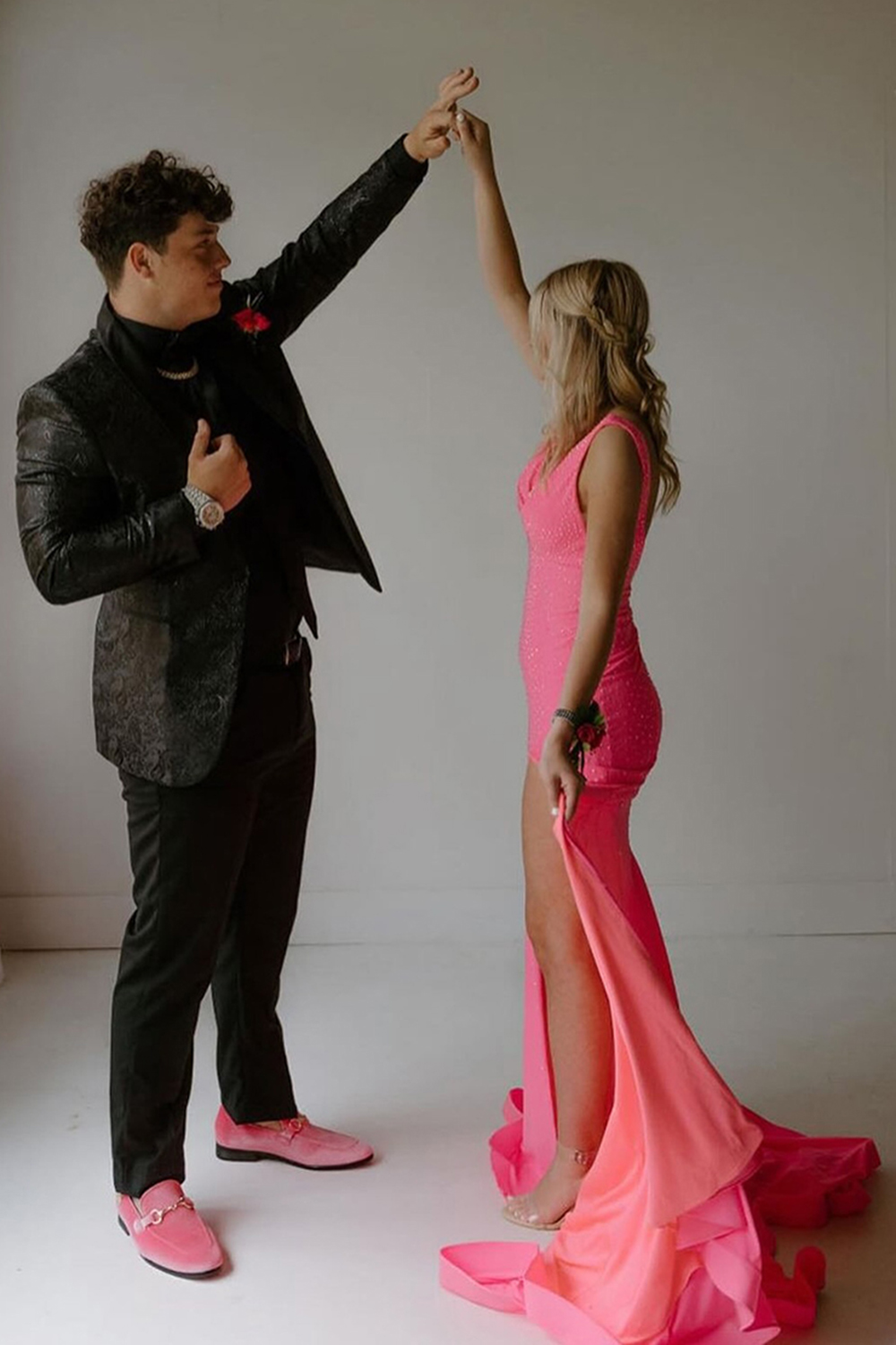 Sparkly Green Beaded Mermaid V-Neck Backless Long Prom Dress