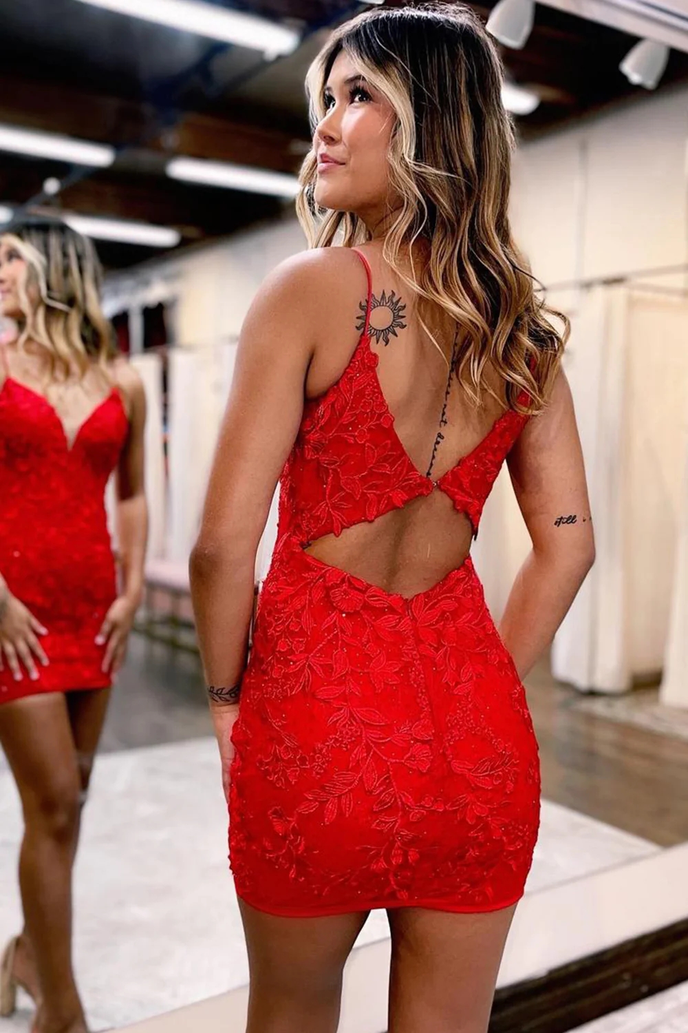 Red Open Back Spaghetti Straps Appliques Tight Homecoming Dress