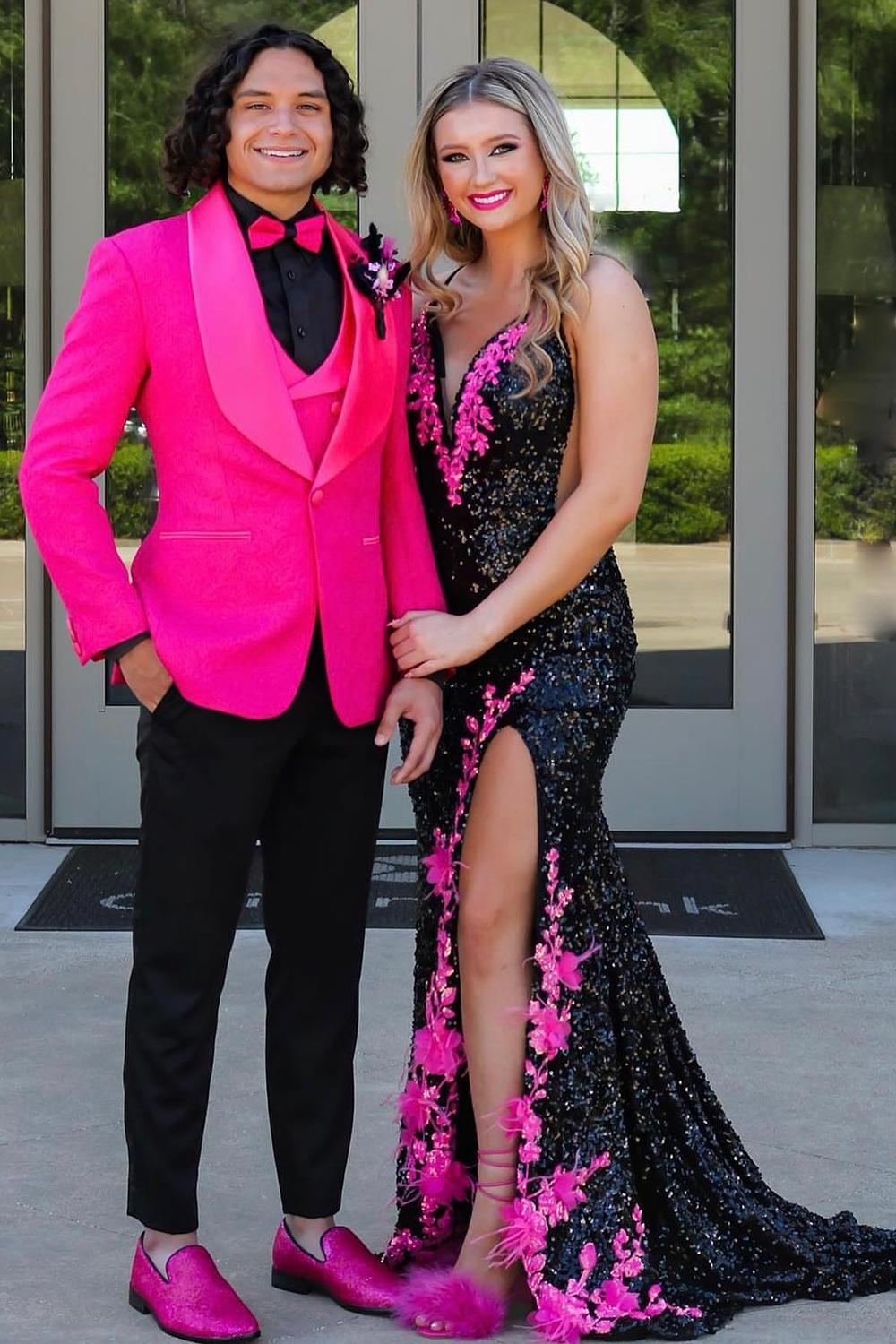 3 Pieces Hot Pink Shawl Lapel Men's Prom Suits