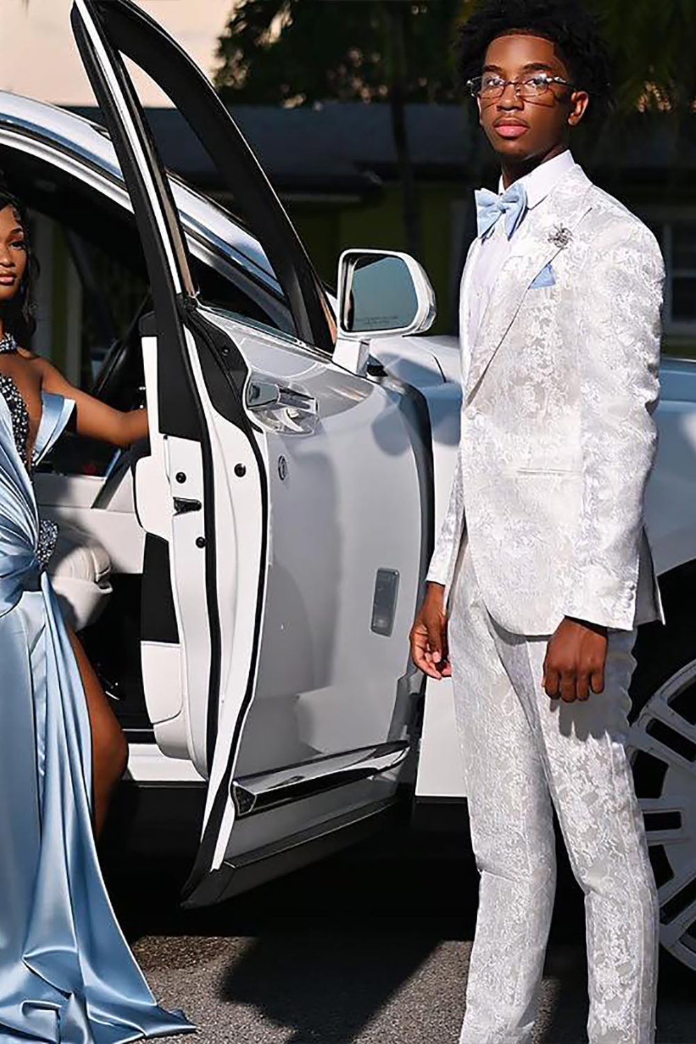 White Jacquard Peak Lapel 2 Piece Single Breasted Prom Homecoming Men's Suits