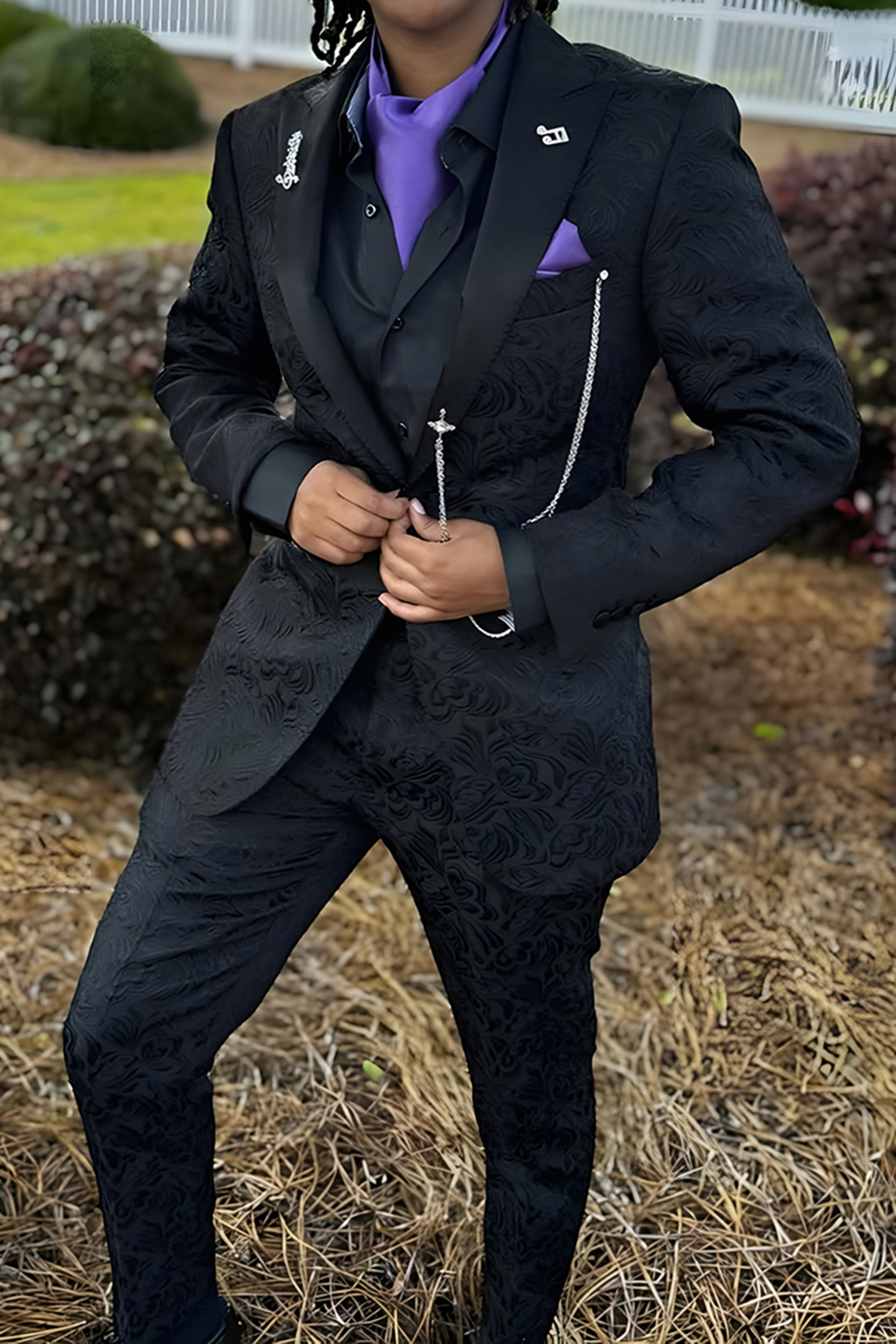 Black Slim Fit Jacquard Peak Lapel 2 Piece Men's Prom Homecoming Suits