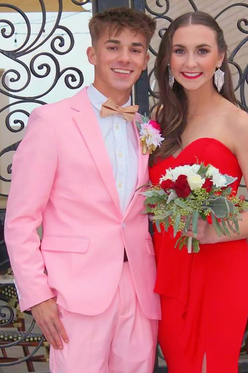 Pink Slim Fit Notched Lapel 2 Piece Prom Homecoming Men's Suits