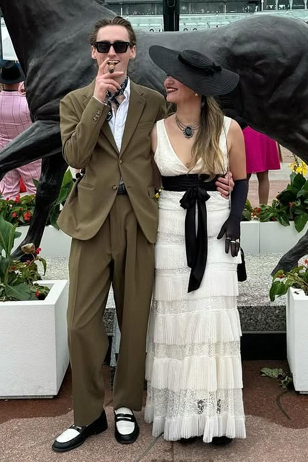 Army Green Notched Lapel Slim Fit 2 Piece Men's Prom Homecoming Suits