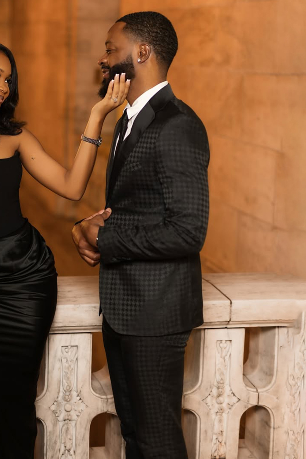 Black Plaid Notched Lapel Slim Fit 2 Piece Men's Prom Homecoming Suits