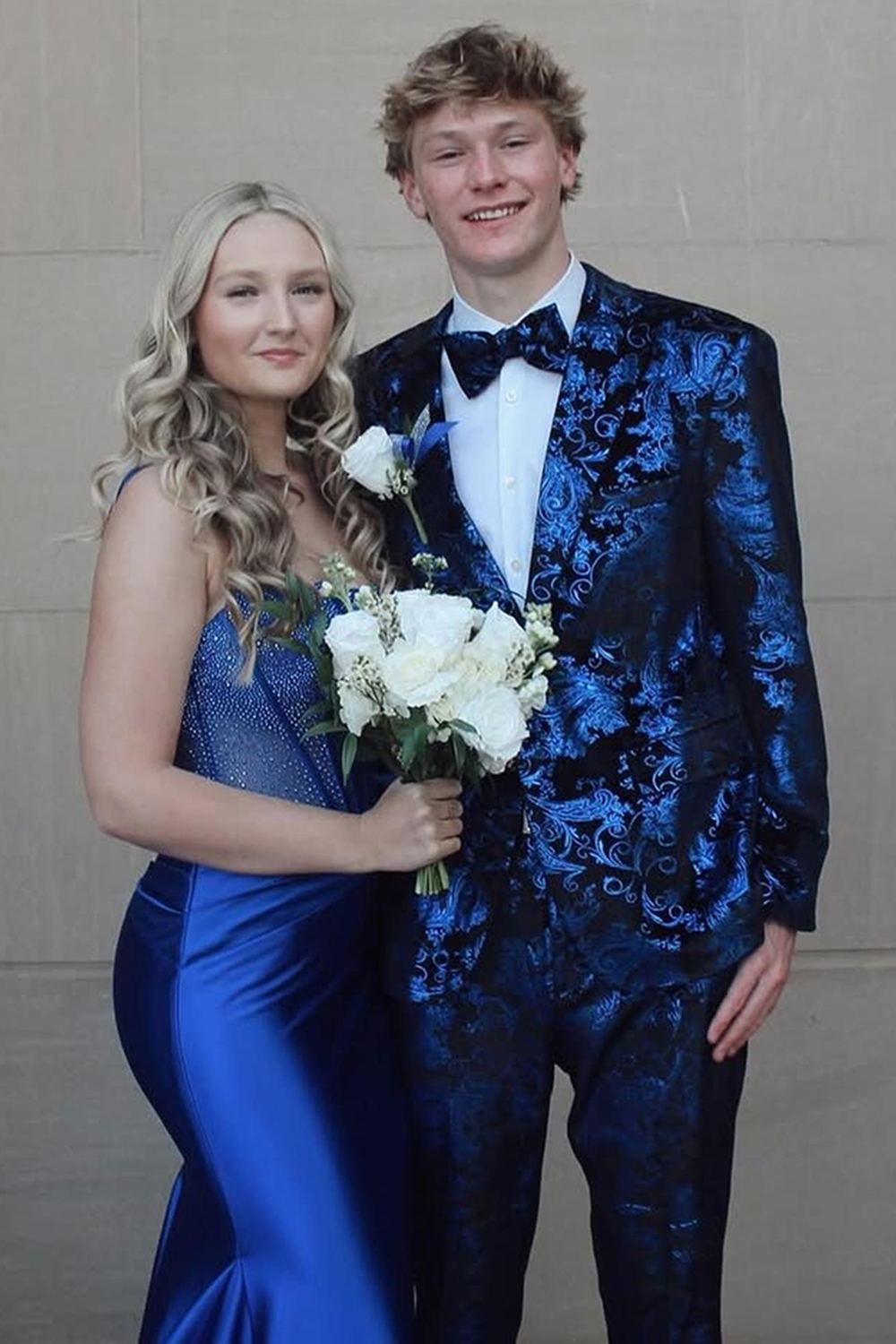 Sparkly Blue Jacquard Notched Lapel Slim Fit 2 Piece Men's Prom Homecoming Suits