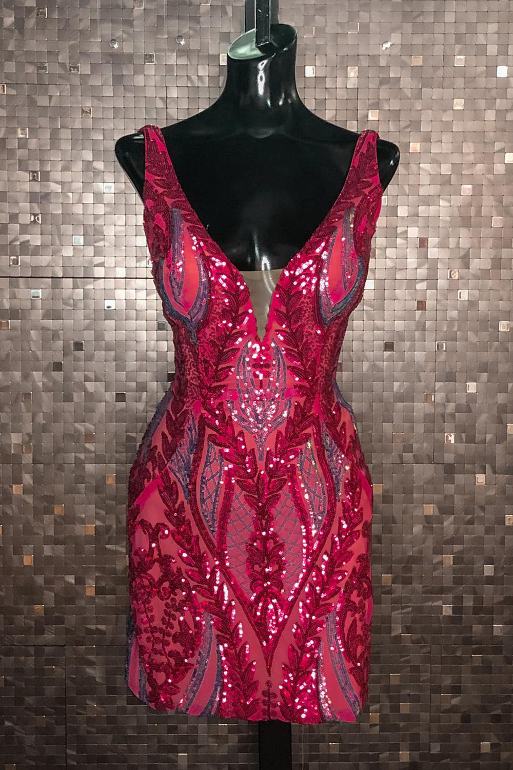 Sparkly Fuchsia Sequined Backless Short Tight Homecoming Dress