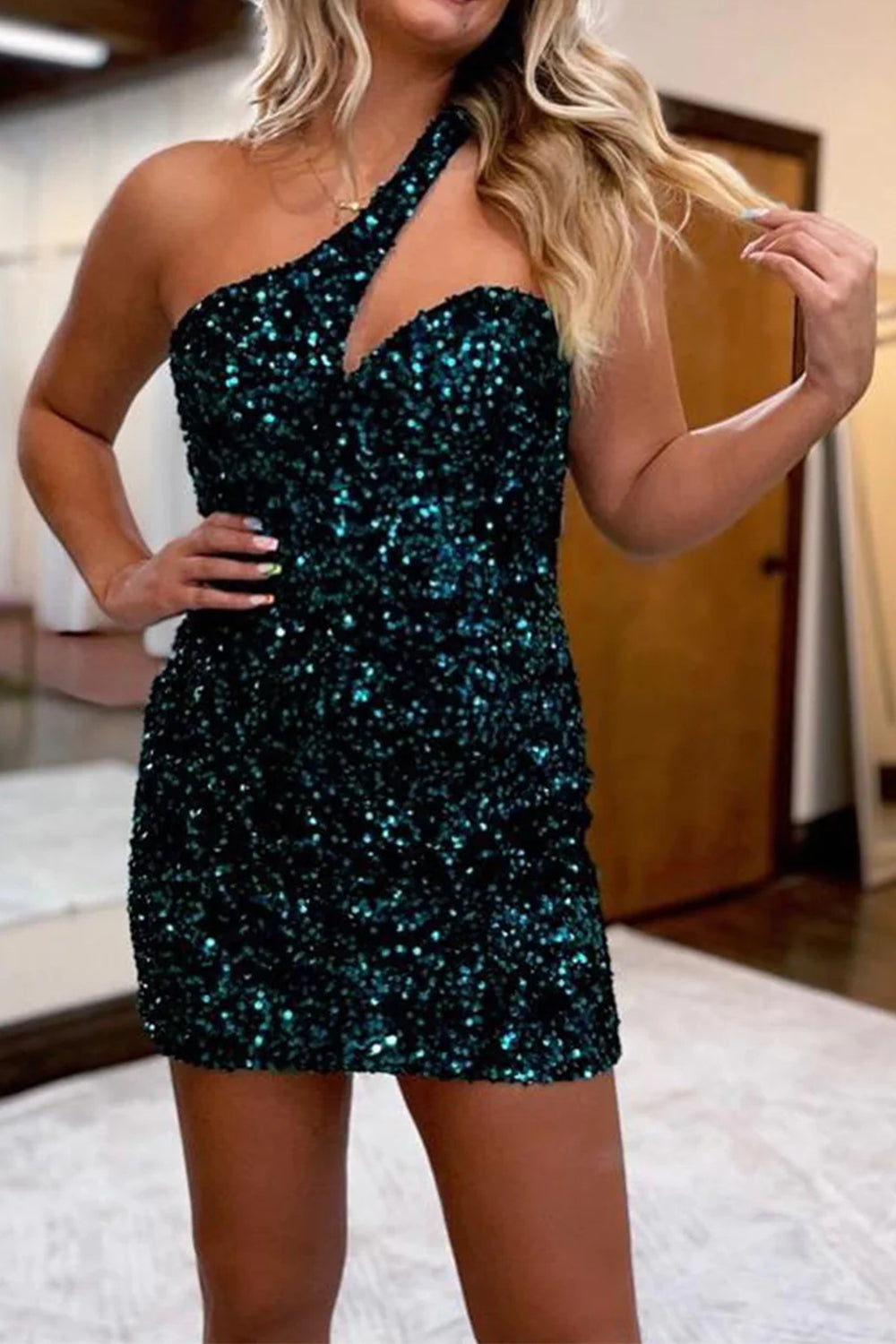 Sparkly Dark Green Sequins One Shoulder Tight Short Homecoming Dress