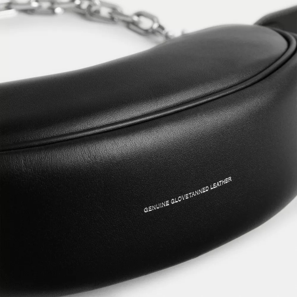 COAthtCH Classic handbags