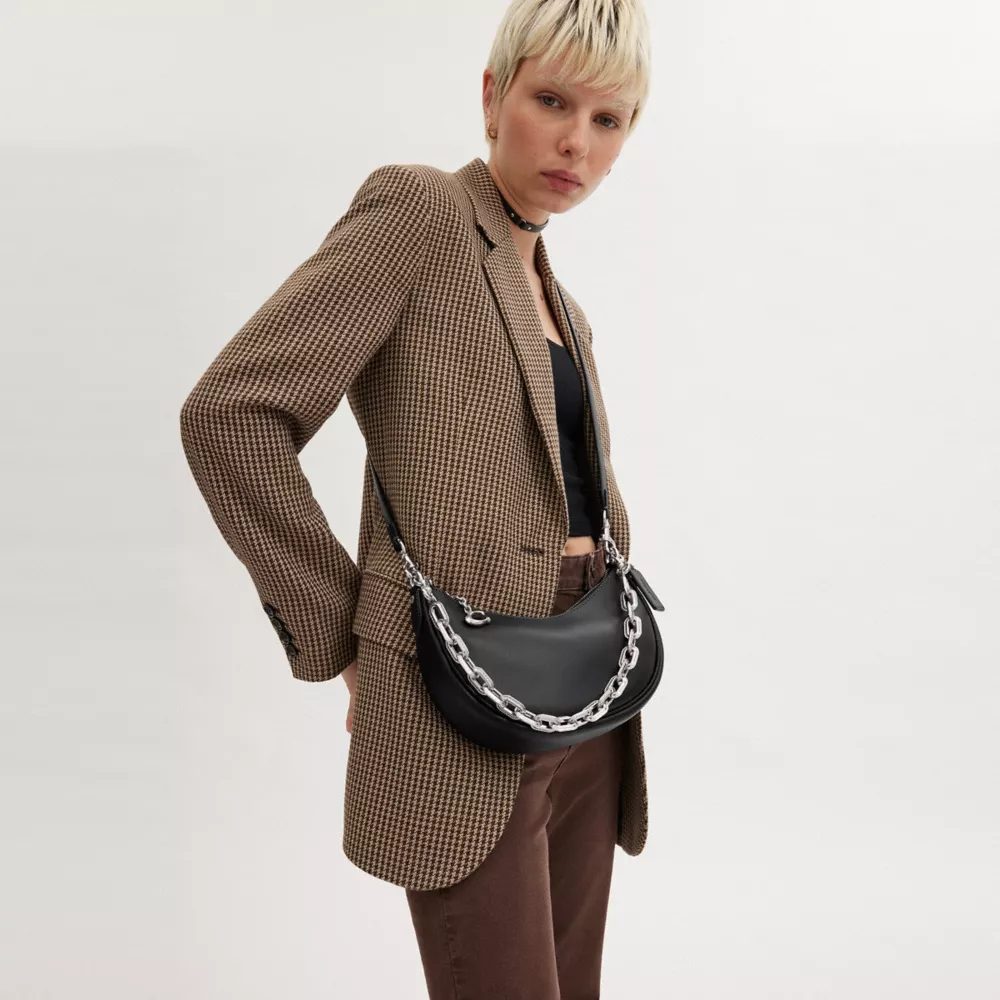COAthtCH Classic handbags