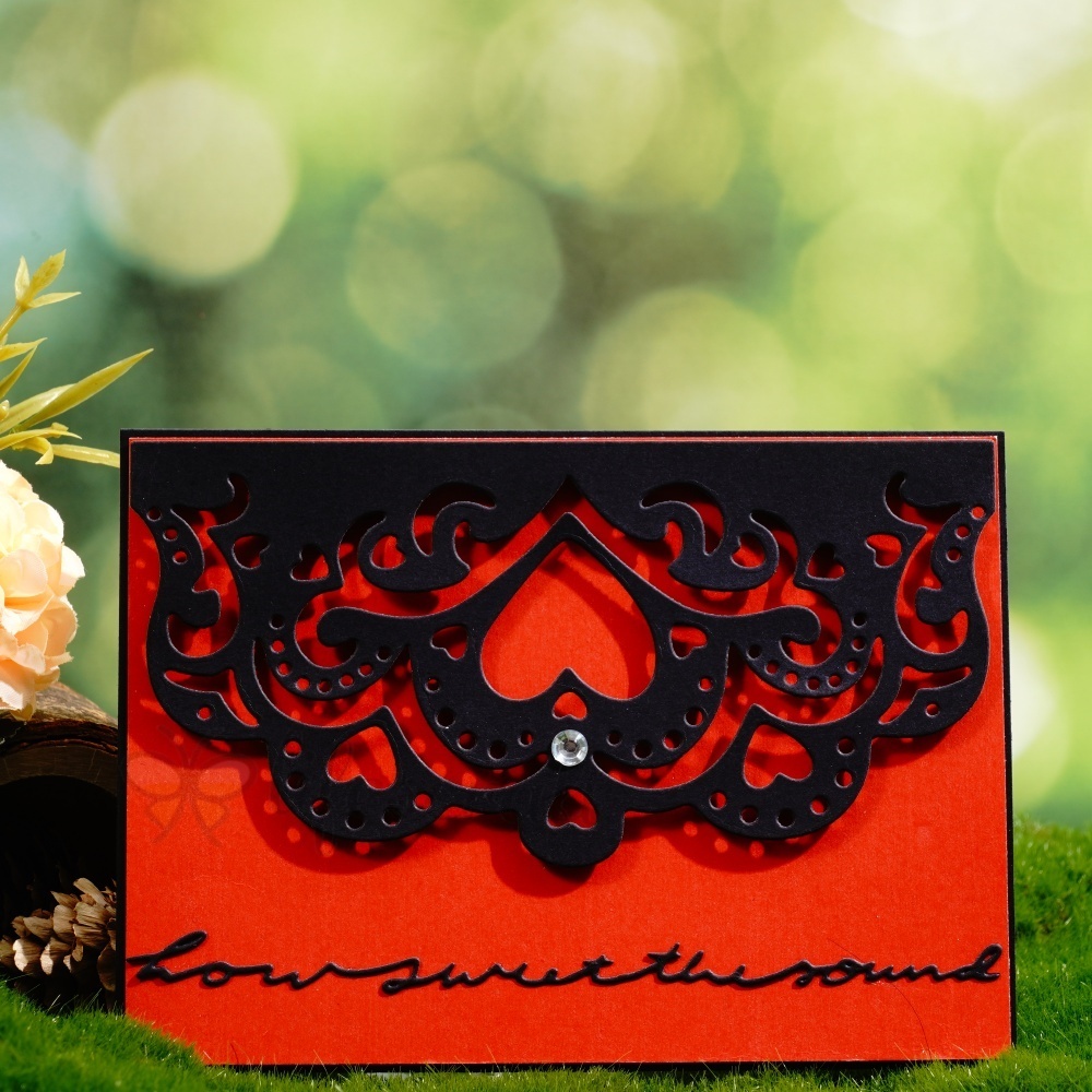 Lifescraft Hollow Love Border Metal Cutting Dies