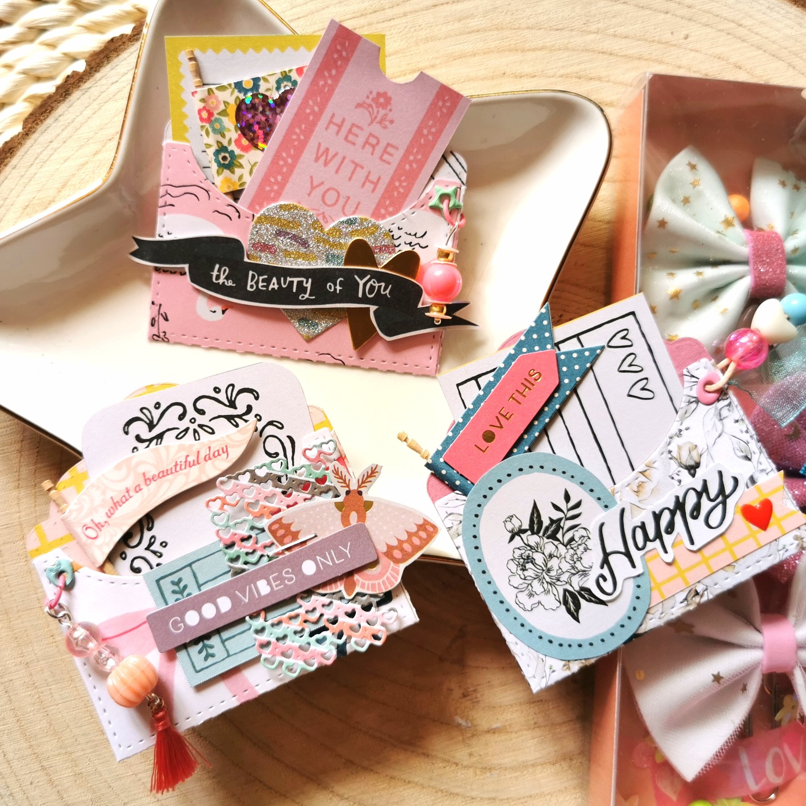 Floral Stitched Foldable Envelope Dies - lifescraft