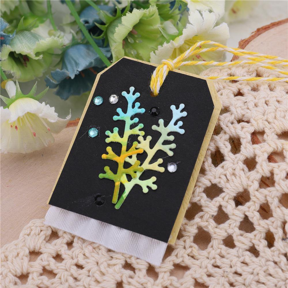 Mistletoe Decor Dies - Inlovearts