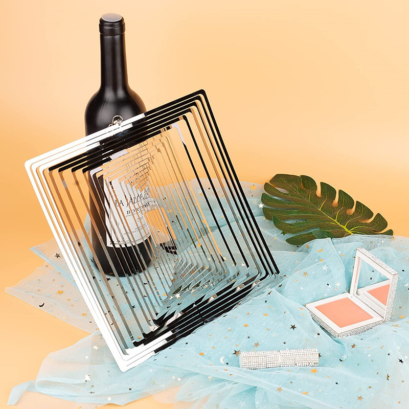 Square 3D rotating wind chime